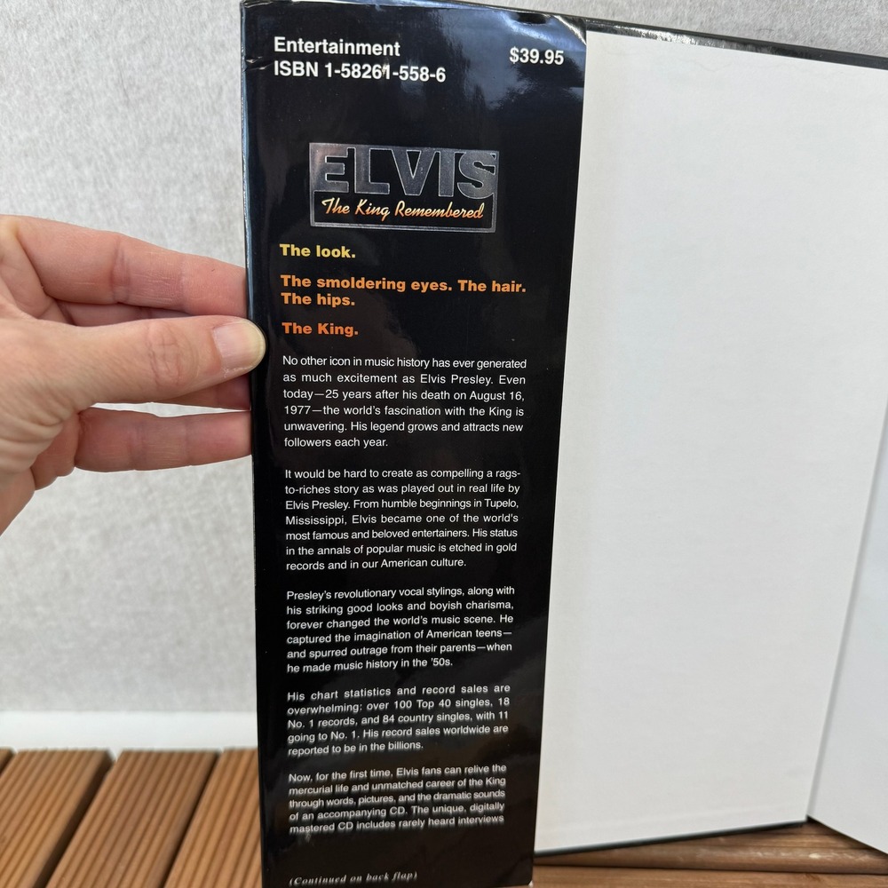 Elvis The King Remembered Hardcover Book with CD SEALED - Picture 4 of 12